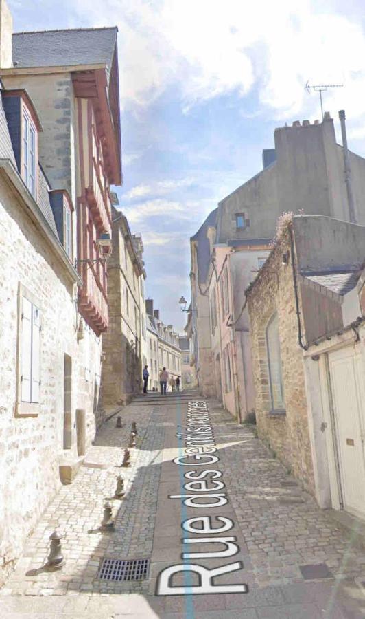 Le Gentilhomme - Studio - Entree Autonome - Plein Centre Historique Quimper Exterior photo