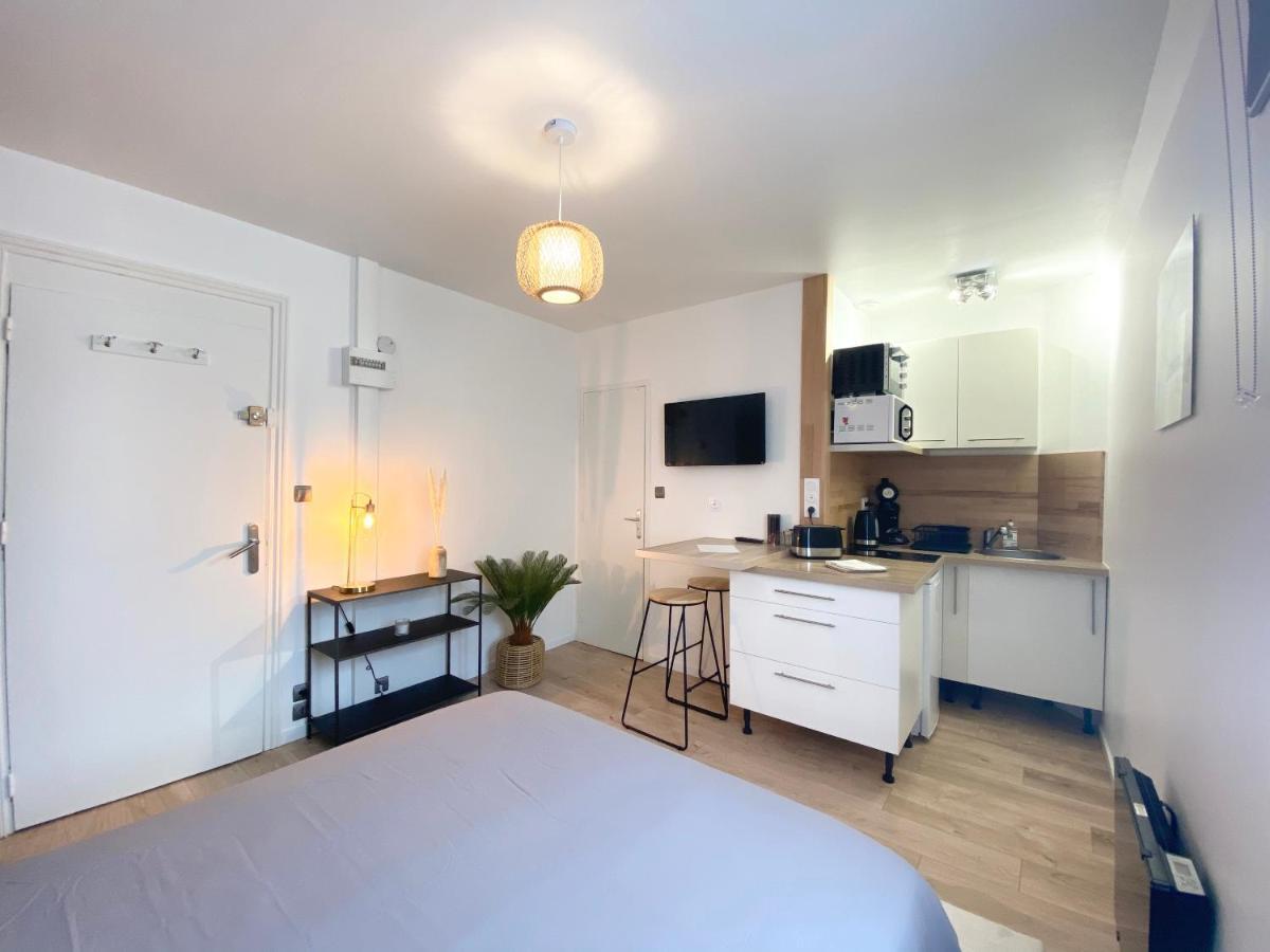 Le Gentilhomme - Studio - Entree Autonome - Plein Centre Historique Quimper Exterior photo